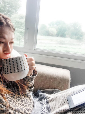 Lazy mornings = coffee and reading!